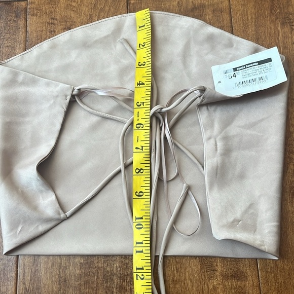 2bella Sausalito Drape Neck Tie Back Satin Tan Cropped Top Size L - Picture 5 of 6